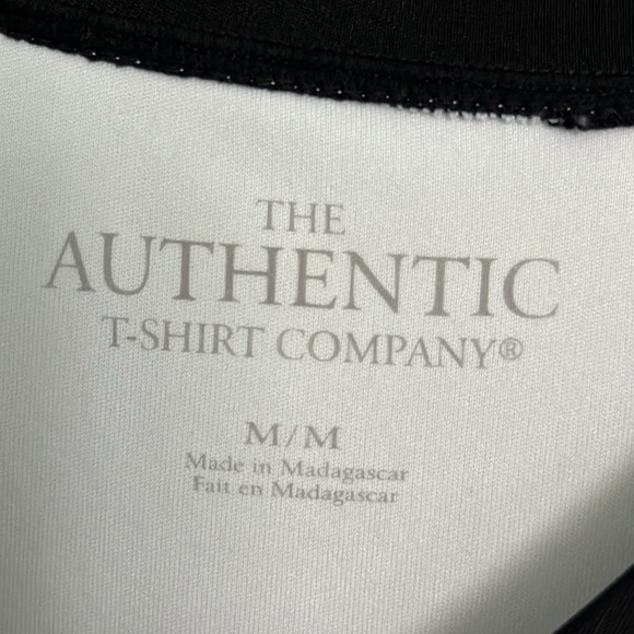 Shirt size M - Picture 3 of 4